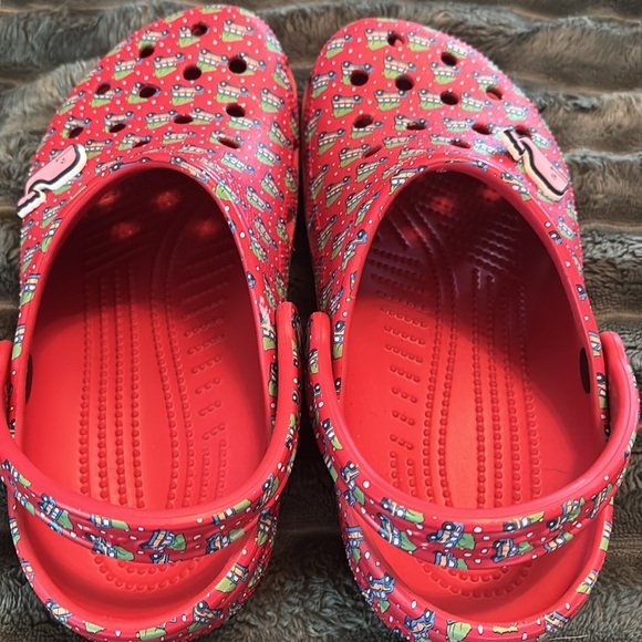 CROCSx Vineyard Vines - Picture 3 of 6